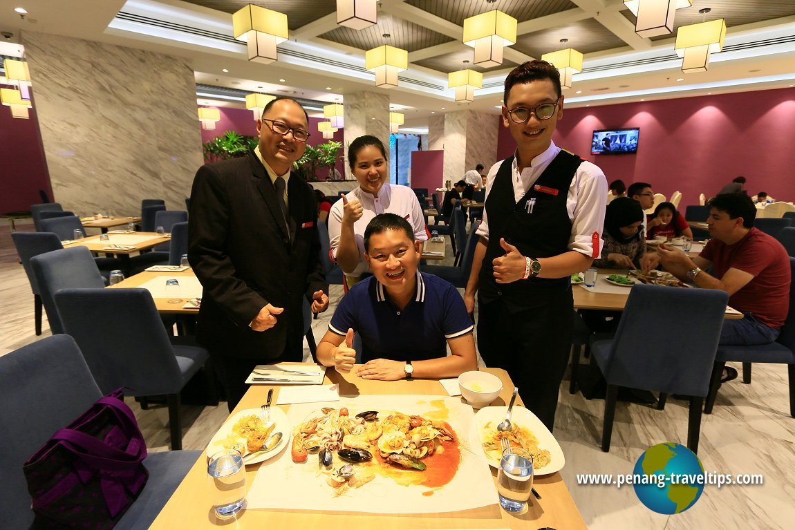 Shell Out Buffet Dinner at Roselle Coffee House, Lexis Suites Penang