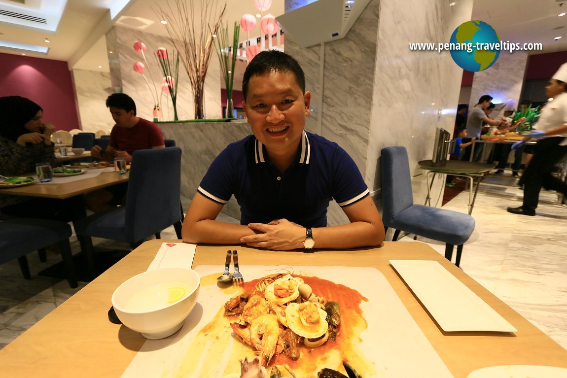 Shell Out Buffet Dinner at Roselle Coffee House, Lexis Suites Penang