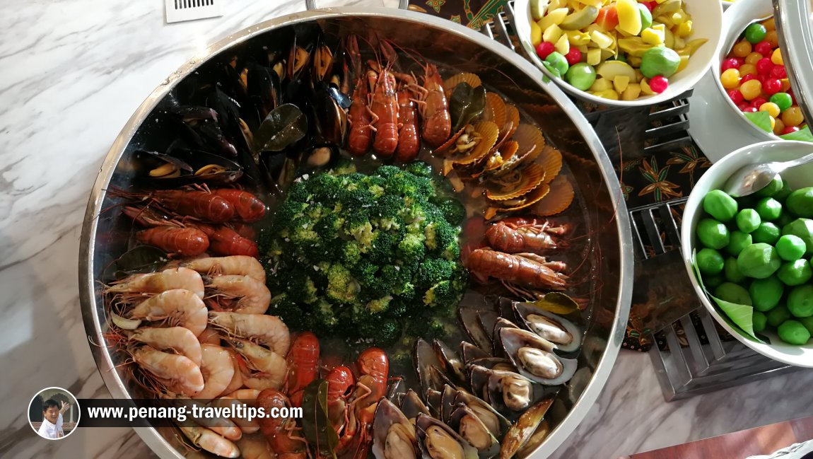 Hot Wok Seafood Buffet @ Lexis Suites Penang