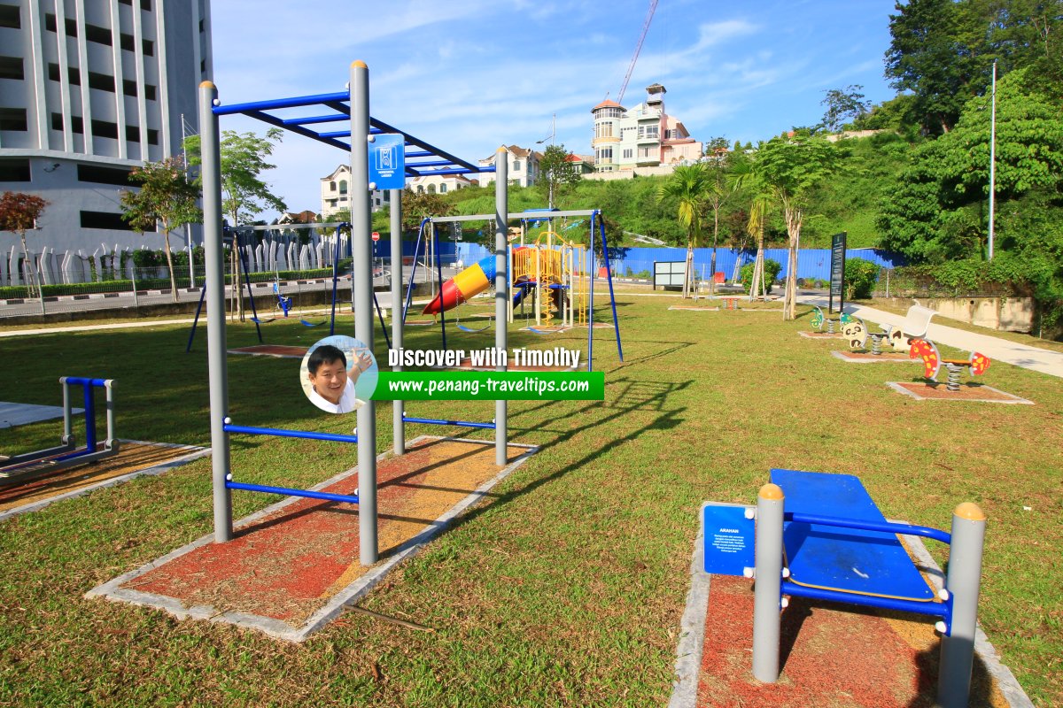 Gerbang Bukit Kecil 2 Park