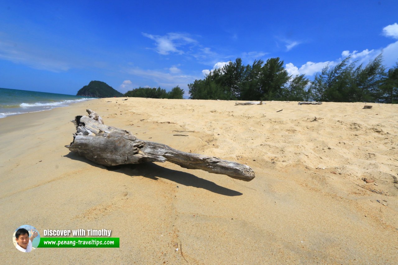 Pantai Bukit Keluang, Besut, Terengganu