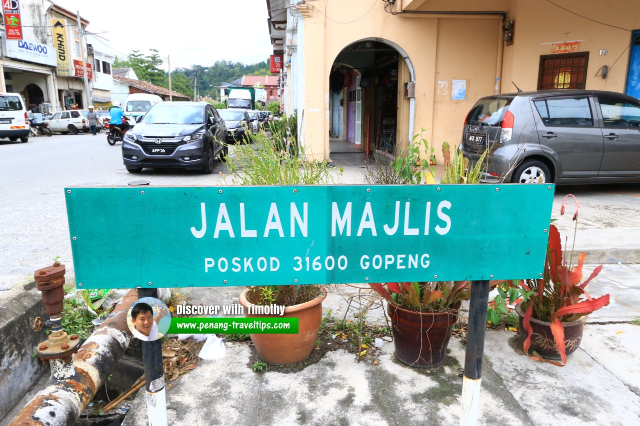 Jalan Majlis roadsign