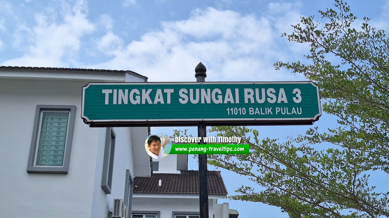 Tingkat Sungai Rusa 3 roadsign