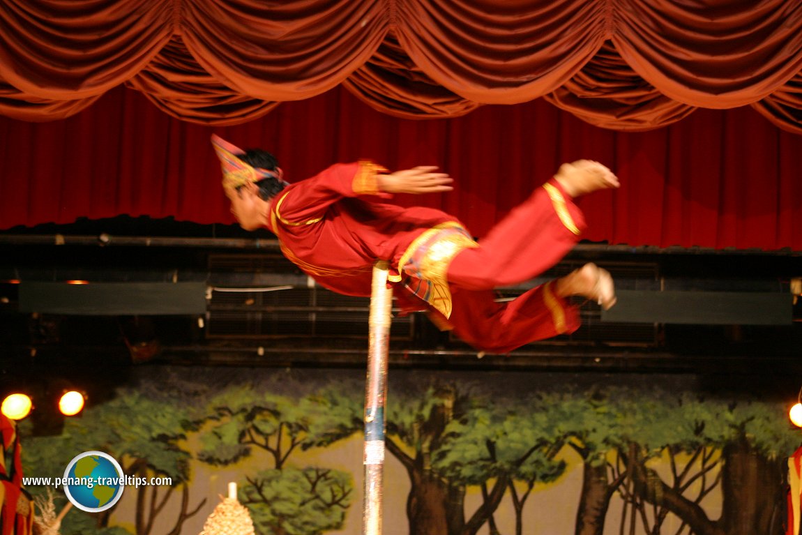 Pole-spinning dance, Sarawak Cultural Village