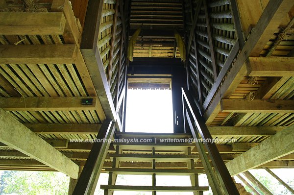 Entrance to the Melanau longhouse